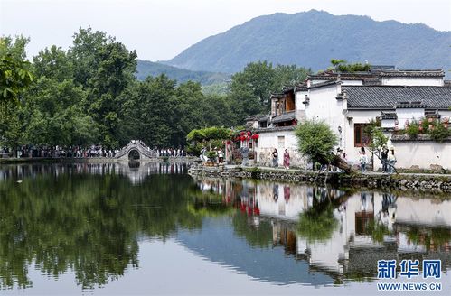 安徽黟县 畅游宏村享美景