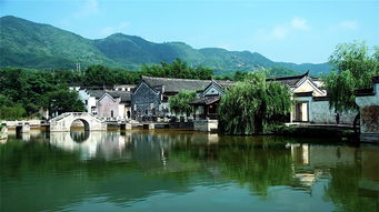 九华山 黄山风景区 西递 宏村4日3晚跟团游 徽风皖韵佛国朝圣 寻徽州一梦 访皖南古民居古村落 含九华山 黄山 西递 宏村大门票 黄山景交